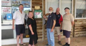 Defibrillator donated to the Kangaroo Island Yacht Club